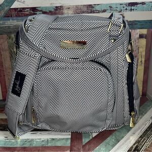 Ju-Ju-BE Be Supplied Pump Baby Diaper Bag EUC Tote/Messenger Black/White Gold